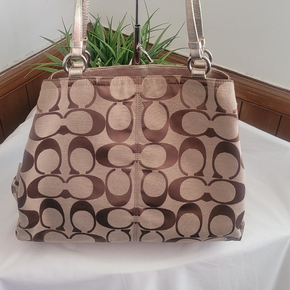 Coach Signature Brown and Pink Tote Bag - Picture 2 of 14